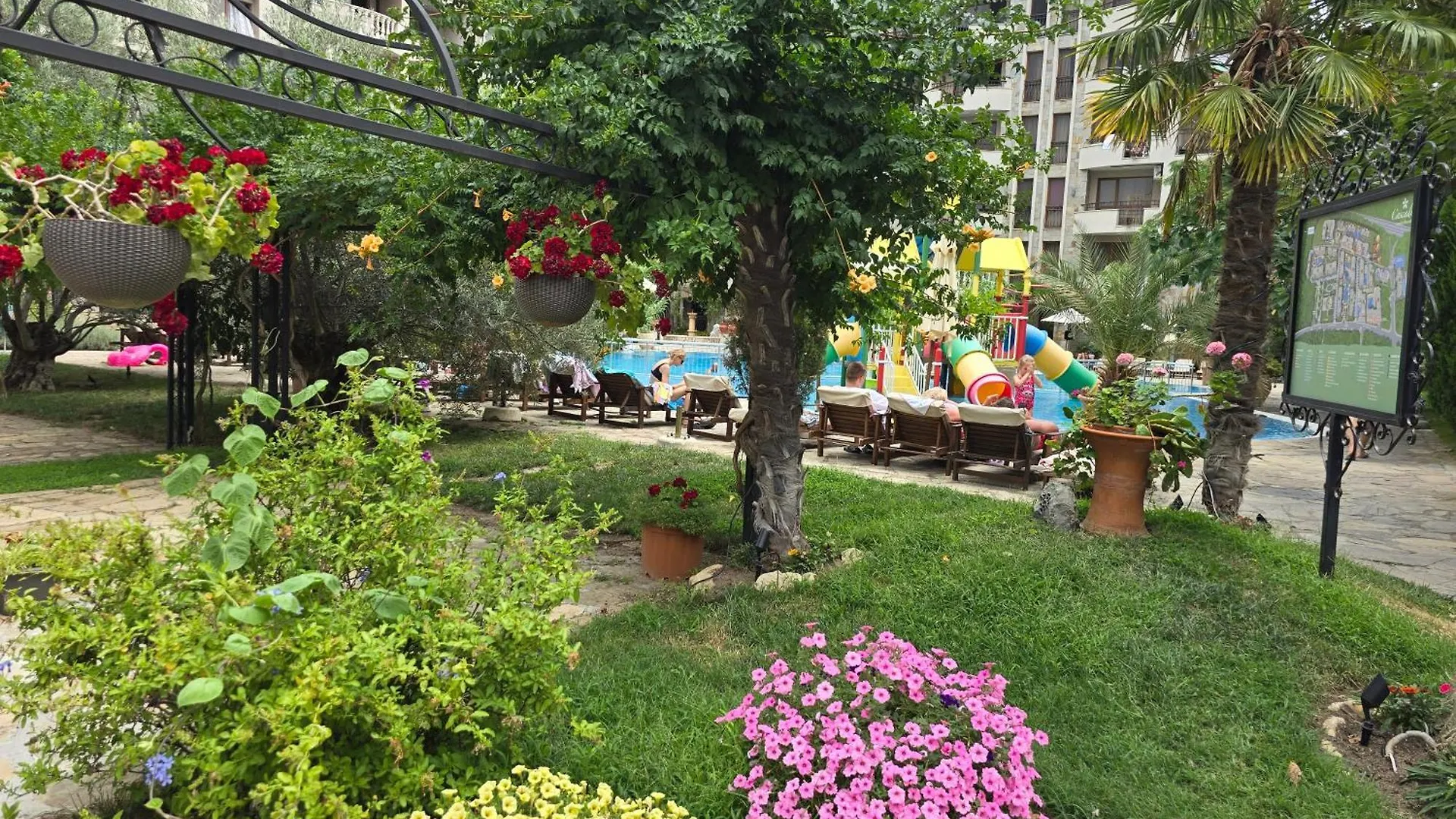Cascadas Pool View Luxury Apartment Sunny Beach Resort