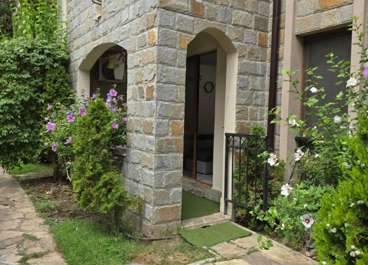 Cascadas Pool View Luxury Apartment Sunny Beach 0*,